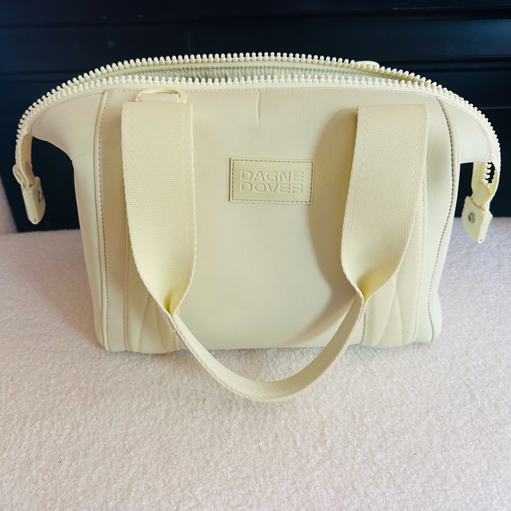 Dagne Dover Landon Neoprene Caryall Bag